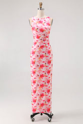 Rosa Blumen Etui Langes Brautjungfernkleid mit U-Boot-Ausschnitt und Druck